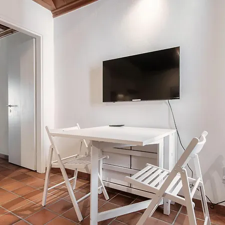 Pardo By Quokka 360 - Old Town Apartment *