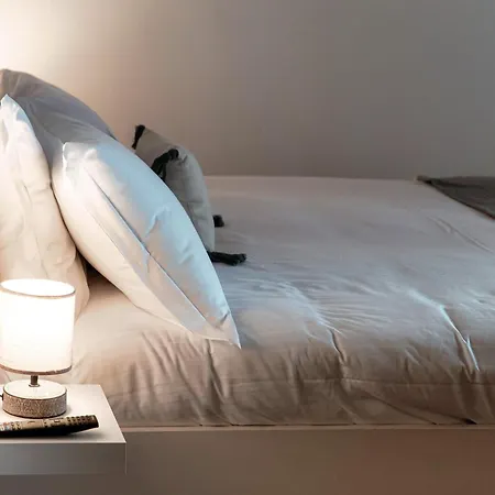 Daire Pardo By Quokka 360 - Old Town Locarno