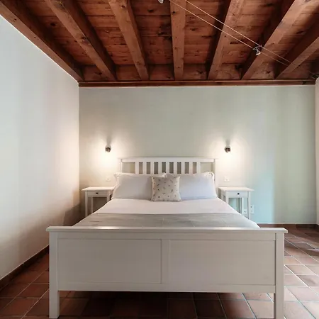 Pardo By Quokka 360 - Old Town Apartman *